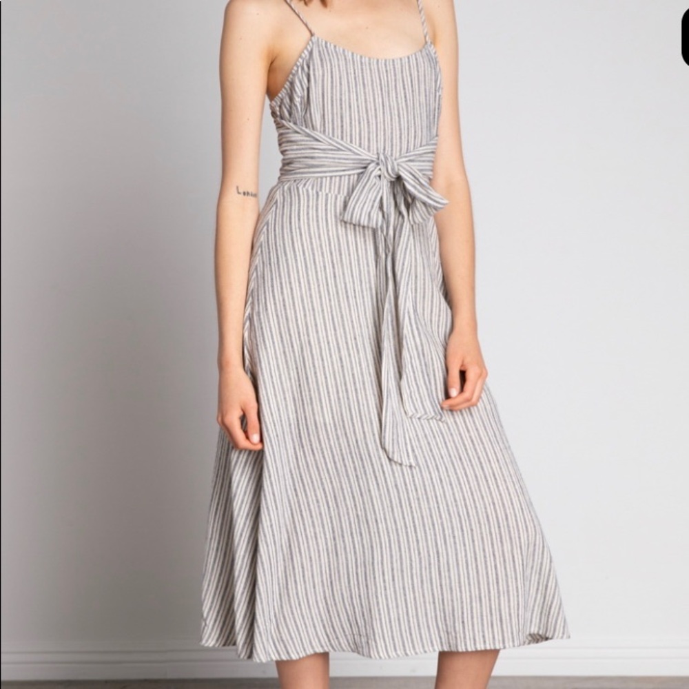 NWT Grade & Gather Women’s Linen Blend Waist Tie Midi Dress, Size Medium